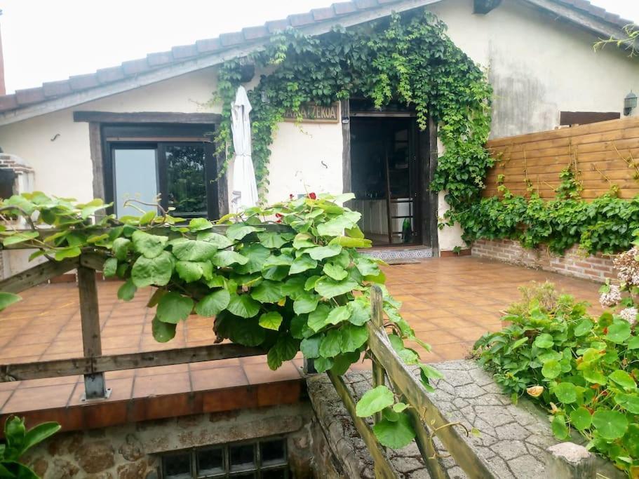 Casa Con Jardin Y Terraza Privados, Cerca Del Mar Villa Ea Екстериор снимка